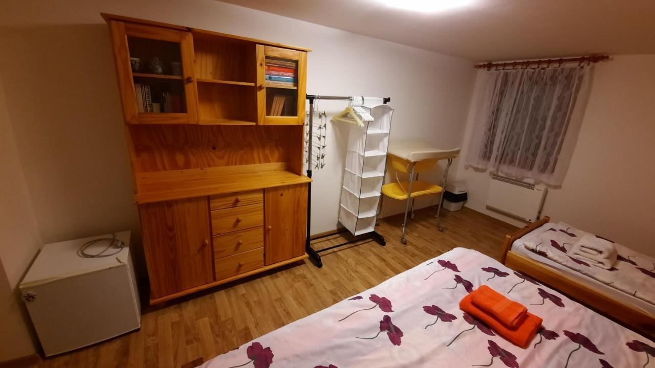 Podkrovi V Jihoceskem Statku Nemejice Exterior foto